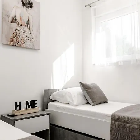 Apartmán In Kod Sibenika Dubrava (Sibenik-Knin)