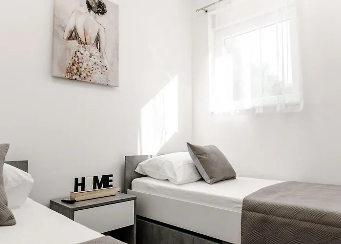 Appartement In Kod Sibenika Dubrava (Sibenik-Knin)